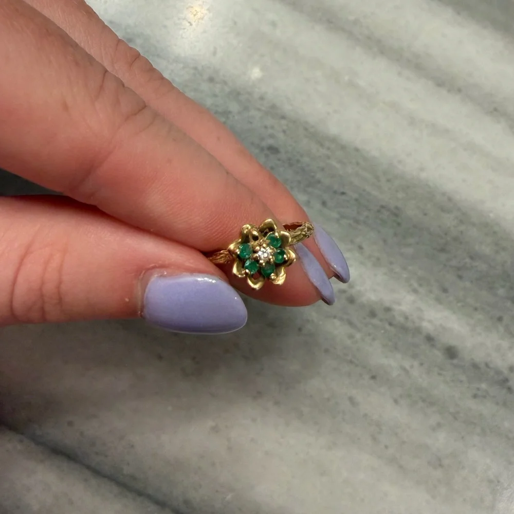 14K Emerald Tulip Ring - Picture 1 of 3